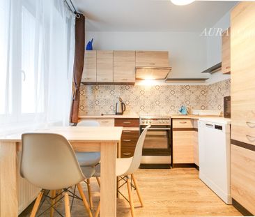 Prenájom | 2,5-izbový byt 64 m² | zariadený | Bulvár, Žilina - Photo 1