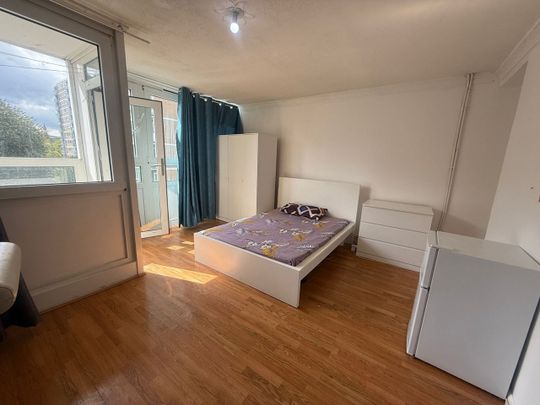 Room in a Shared House, Giraud Street, E14 - Photo 1