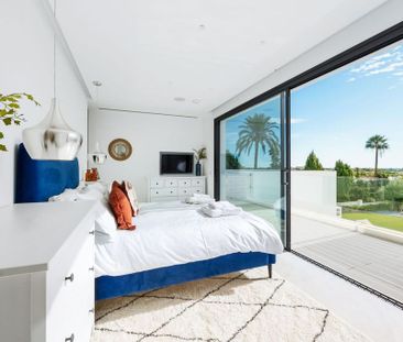 7 bedroom luxury Villa for rent in Estepona, Spain - Photo 3