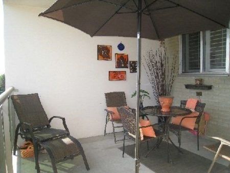 For Lease - 820 Burnhamthorpe Road Unit# 706, Toronto, Ontario - Photo 4