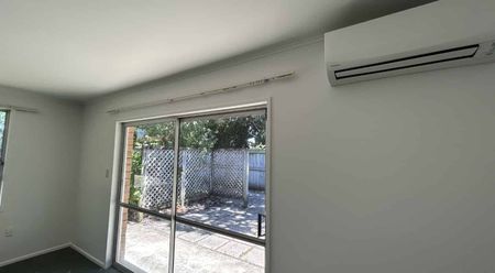 2 BEDROOMS TAURANGA SOUTH - Photo 5