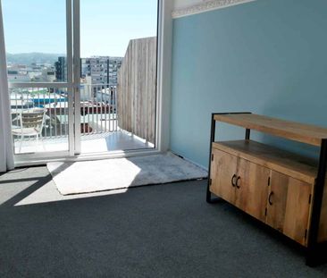 Modern City Living in the Heart of Wellington - Photo 3