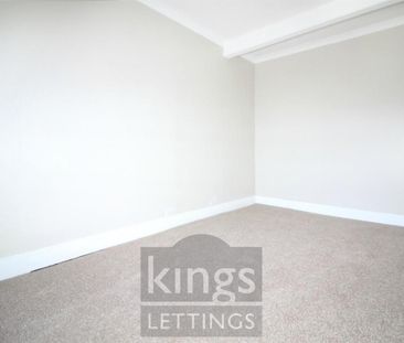 3 Bedroom House - Terraced To Let - Photo 4
