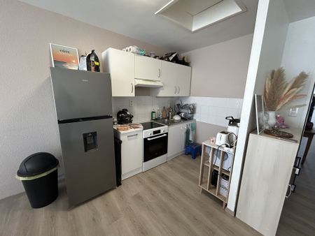 Location Appartement 2 pièces 53m² LA PRIMAUBE 12450 - Photo 5