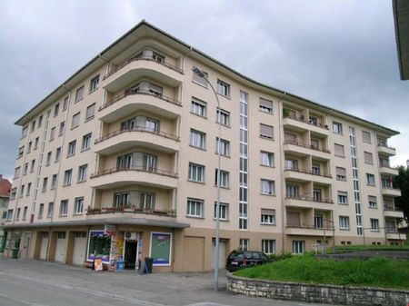 2-room apartment completely renovated with balcony! - Foto 2