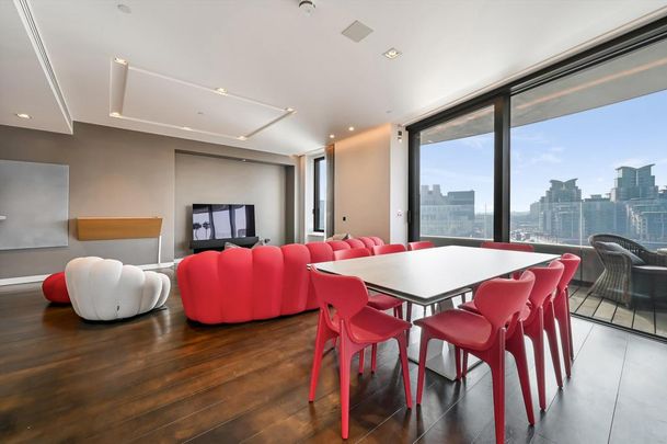 3 bedroom flat to rent - Photo 1