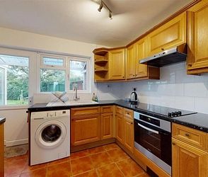 Carlton Hill, Herne Bay, CT6 8HP, Kent - Photo 3