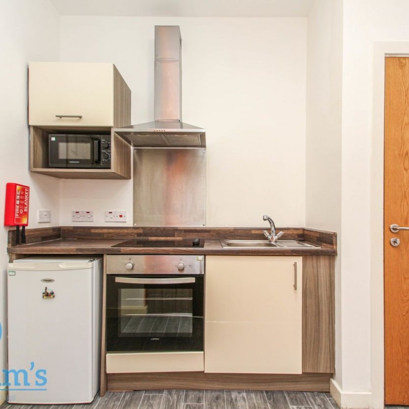 1 bed Apartment for Rent - Photo 1