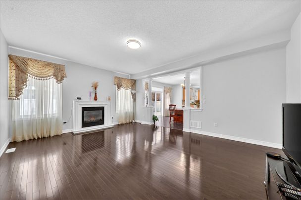 For Lease - 13 Gentry Way, Brampton, Ontario - Photo 1