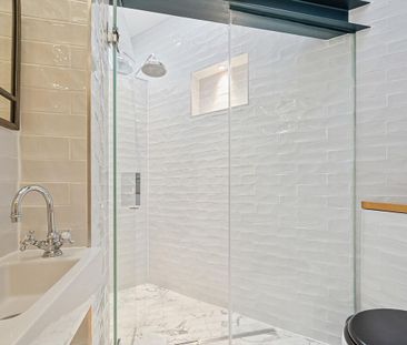 SHORT LET: Elegant Georgian townhouse with a private roof terrace i... - Photo 1