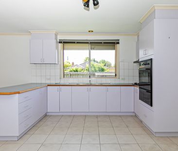 Ready to Call Home! - 6 Months Lease Offered - Photo 2