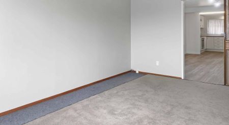 Massey- Three bedroom house - Photo 3