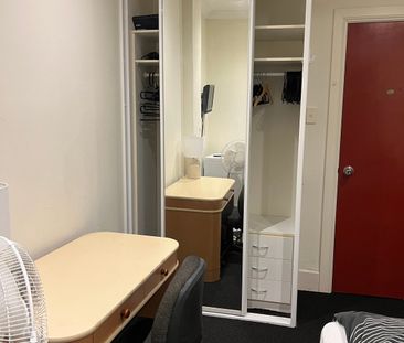 Darlington - Photo 1