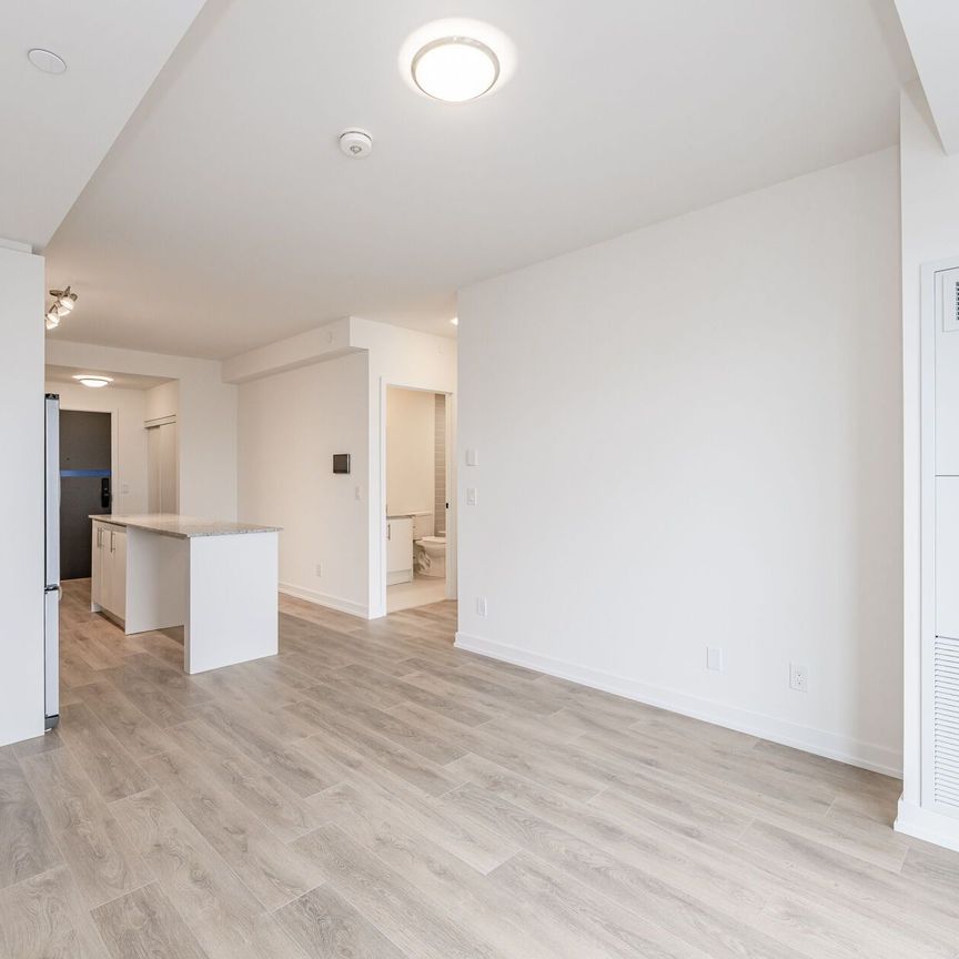 For Lease - 345 Wheat Boom Drive Unit# 401, Oakville, Ontario - Photo 1
