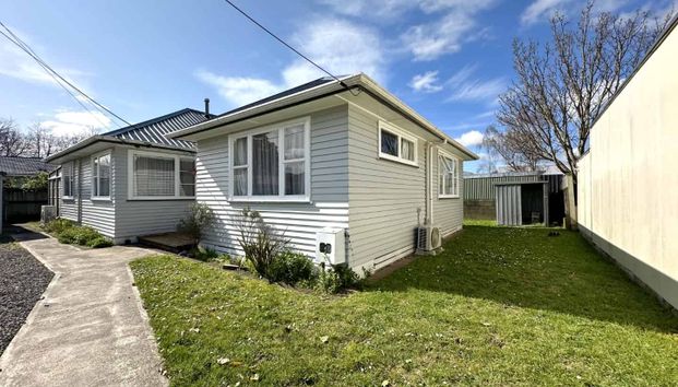 4 Bedroom Home in Trentham - Photo 1