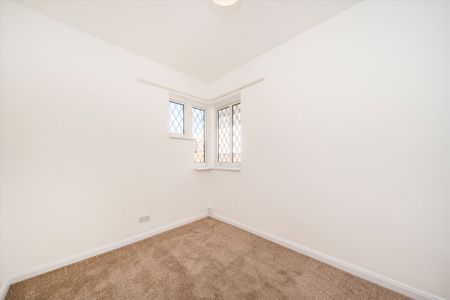 Holland Avenue, SW20, London - Photo 5