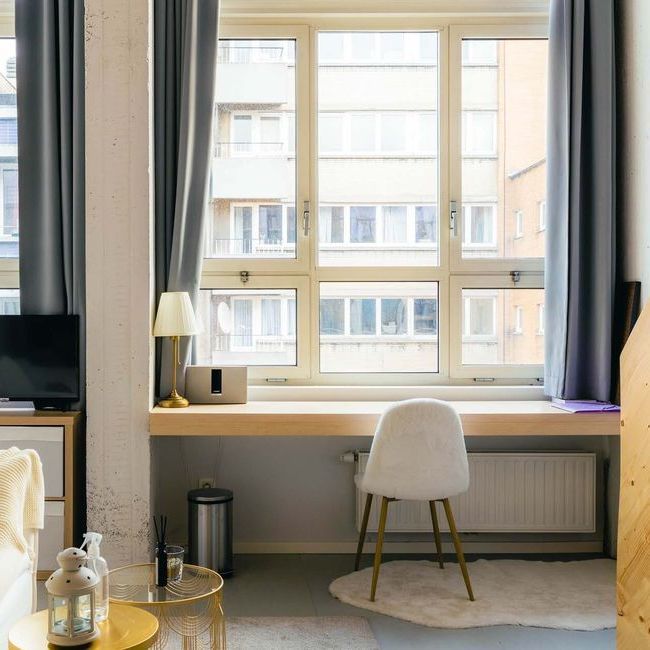 Appartement te huur in Liège voor € 570 met 1 slaapkamer - Photo 1