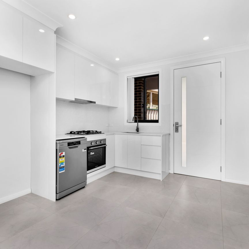 2a Orinoco Close, Seven Hills NSW 2147 - House For Rent | Domain - Photo 1