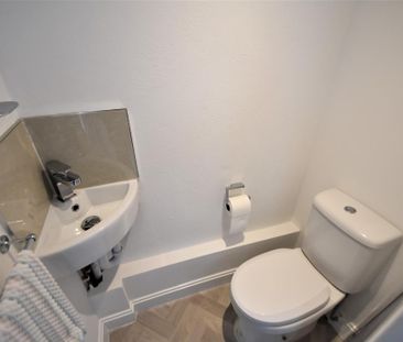 3 bedroom terraced house to rent - Photo 1