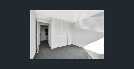 NEAT LOW MAINTENANCE 2 BEDROOM UNIT WITH AIR CONDITIONING IN PRIME WEST GLADSTONE LOCATION - Photo 4