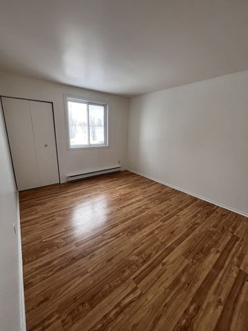 1120 Rue Cloutier, La Prairie, QC J5R - Photo 4