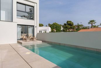 3 bedroom luxury Villa for rent in Nueva Andalucia, Spain