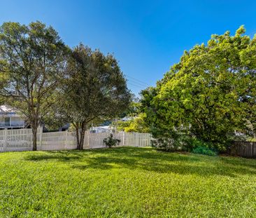 245 Oates Avenue, Holland Park QLD 4121 - House For Rent | Domain - Photo 4