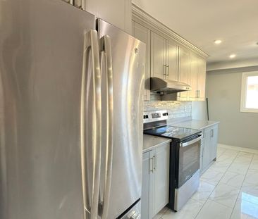 For Lease - 7684 Netherwood Road, Mississauga, Ontario - Photo 1