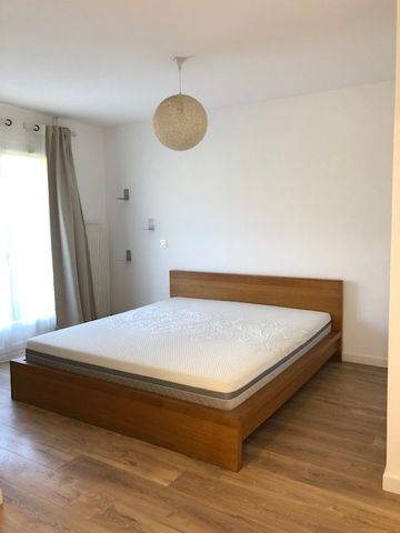 Location Maison 6 pièces 162m² CERNAY LA VILLE 78720 - Photo 5