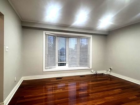 For Lease - 27 Safari Street, Toronto, Ontario - Photo 4