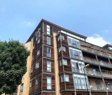 1 bedroom penthouse to rent - Photo 4