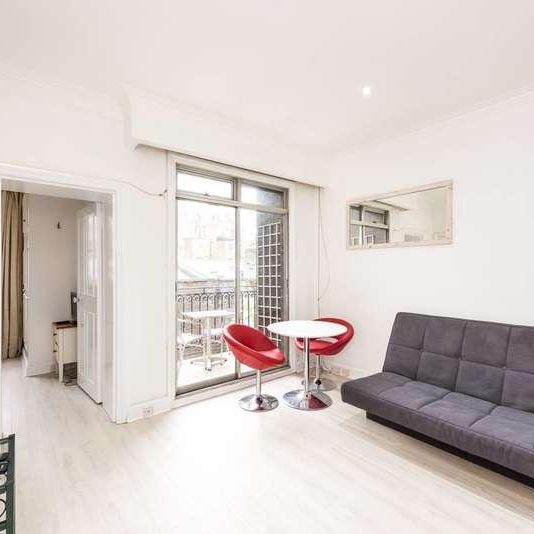 Roland Gardens, South Kensington, SW7 - Photo 1