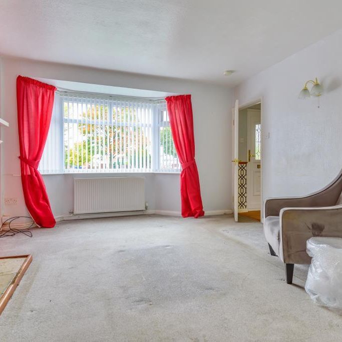 4 bedroom semi-detached house to rent - Photo 1