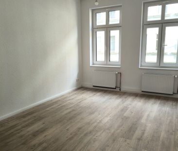 Neu Saniert - Schön geschnittene 2-Zi. Whg. in Lindenau, Bad mit Fe... - Photo 2