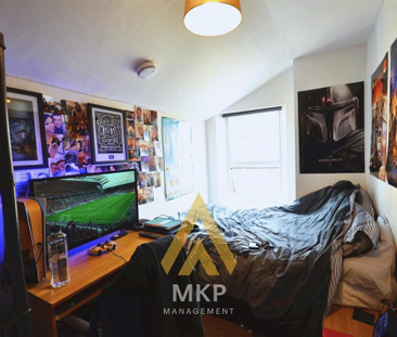 4 bedroom terraced house to rent - Photo 4