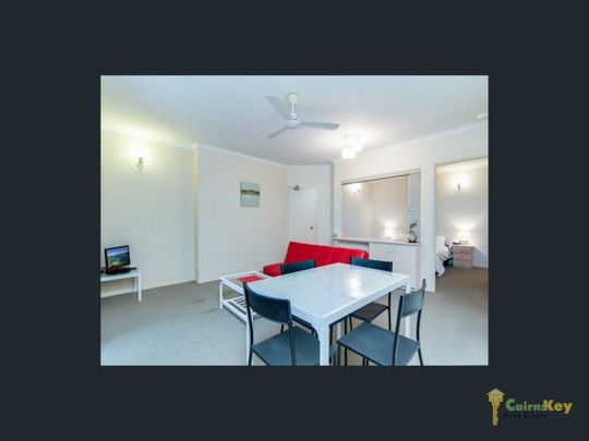 Fully Furnished 1 Bedroom Unit in Secure Complex! - Photo 1
