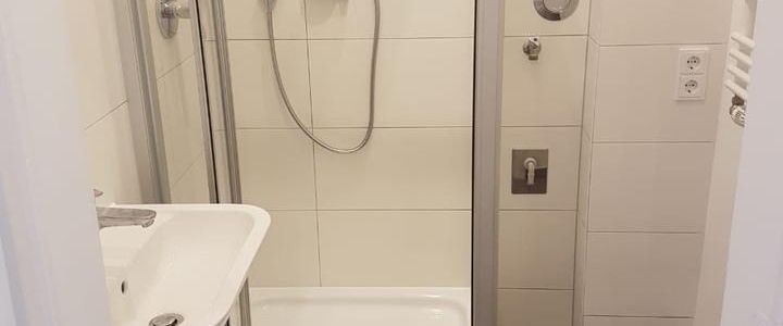 Charmante 3-Zimmer-Altbauwohnung mit Südbalkon in Nürnberg - Maxfeld - Foto 1