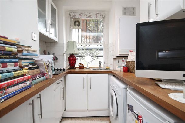 Chiswick Road, London, W4 5RA - Photo 1