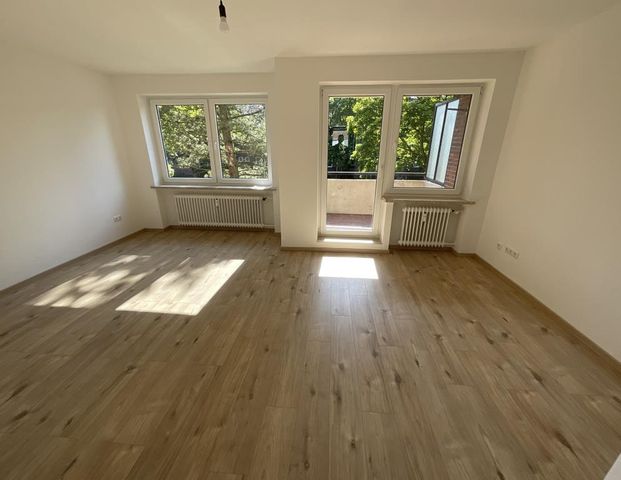 Renovierte 3-ZKB-Balkonwohnung im Europaviertel zu vermieten! - Foto 1