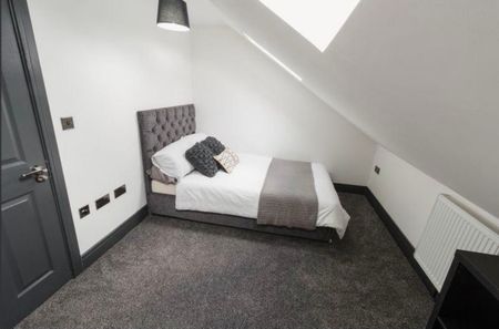 Toft Street Room 1 - Photo 5