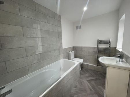 2 bedroom terraced house to rent - Photo 5