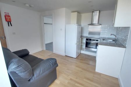 1 bed apartment to rent in Scott Street, Leicester, LE2 - Photo 2