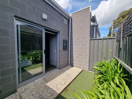 Room Accommodation- All Bills Included* - Photo 3