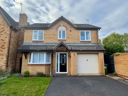 Hawkesford Way, St Neots, PE19 - Photo 2