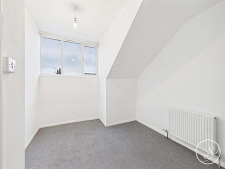 Luxor Avenue, Harehills, Leeds - Photo 5