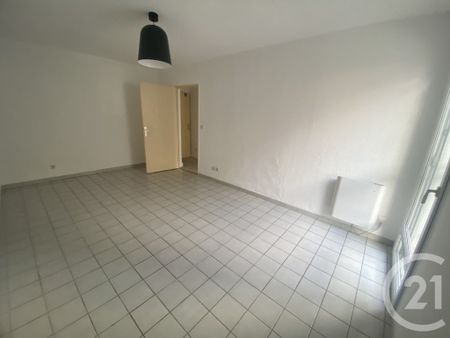 Location Appartement 1 pièce 29m² MONTPELLIER 34080 - Photo 2