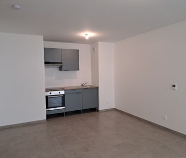 Location Appartement 2 pièces 45m² THONON LES BAINS 74200 - Photo 5