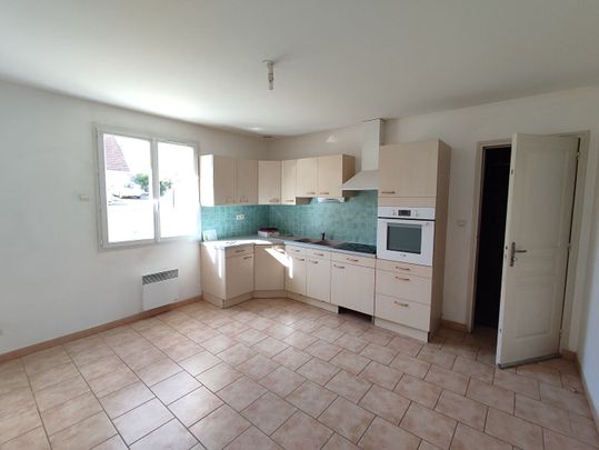 Location Maison 4 pièces 75m² - Photo 1