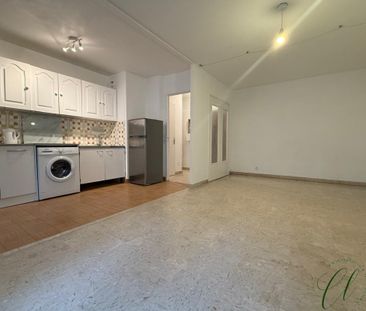 Location longue durée : Grand studio de 33 m2 - balcon - Qua - Photo 3