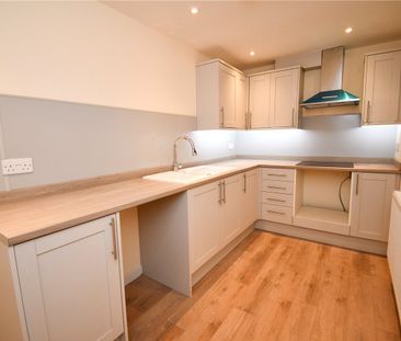 Market Street, Wirral, CH47 3BD - Photo 3